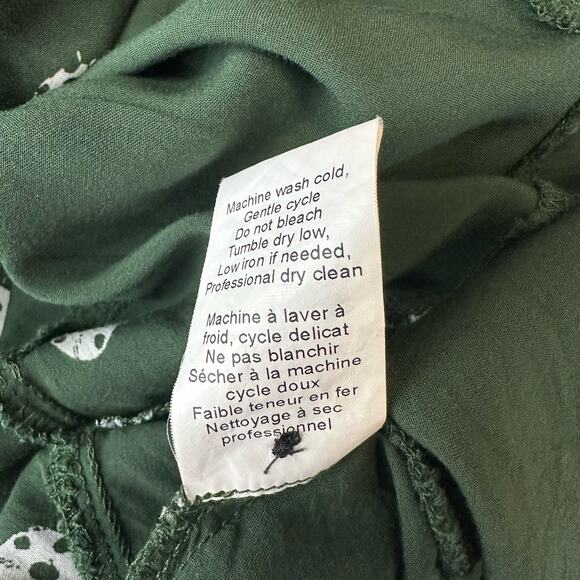 11.1 Tylho Anthropology Green Ladybug Button Blouse Long Sleeve WMN S Collared - Picture 8 of 8